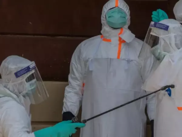 Francia confirma su primer caso de ébola importado