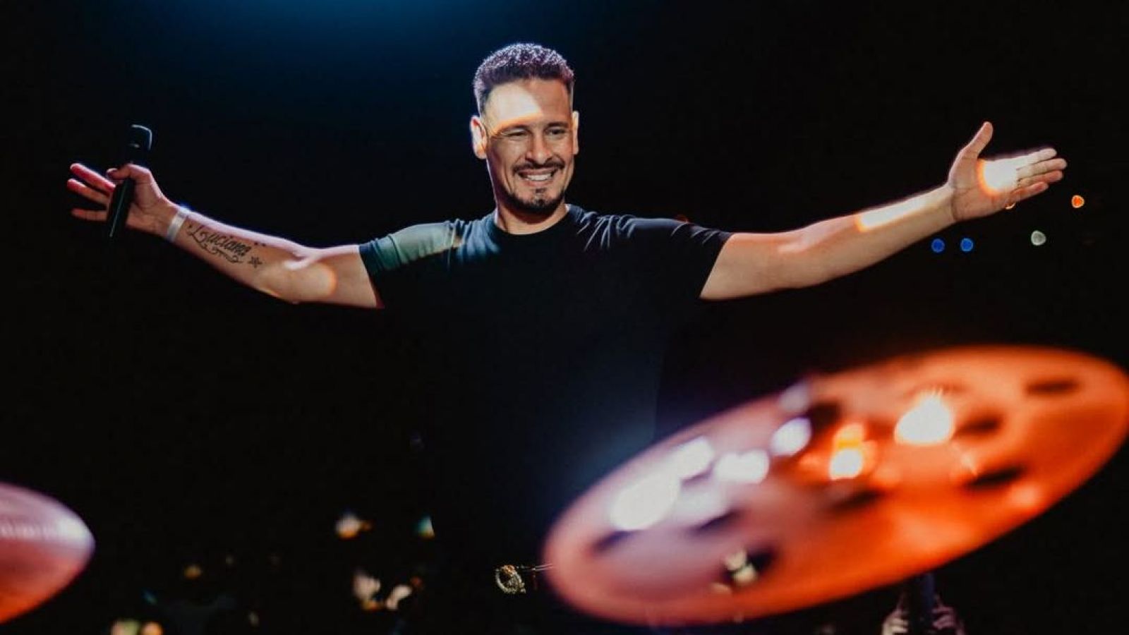 Rodrigo Tapari y su banda atraviesan momento de dolor tras tragedia

