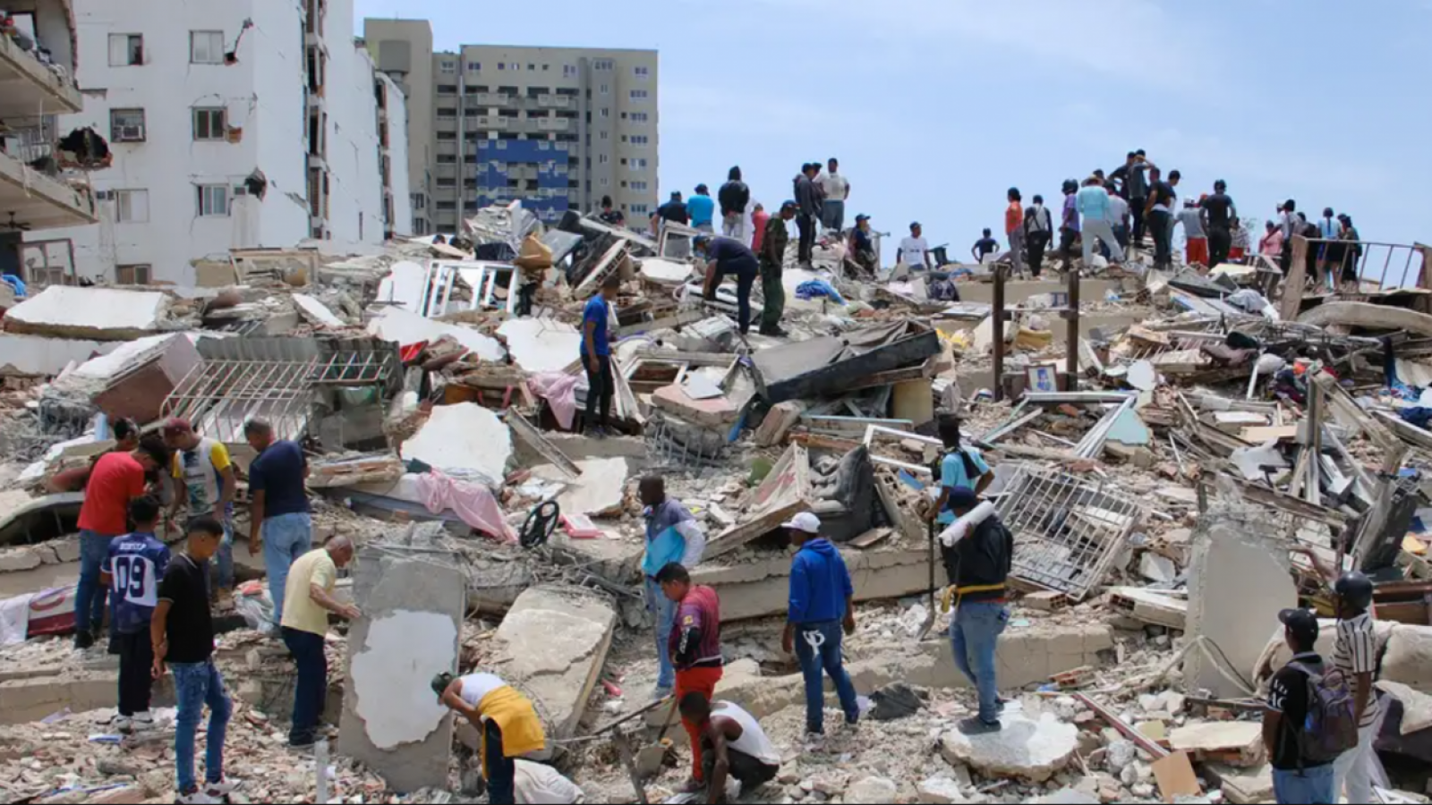 <p>Sube a 235 la cifra de muertos por terremotos en Venezuela</p>
