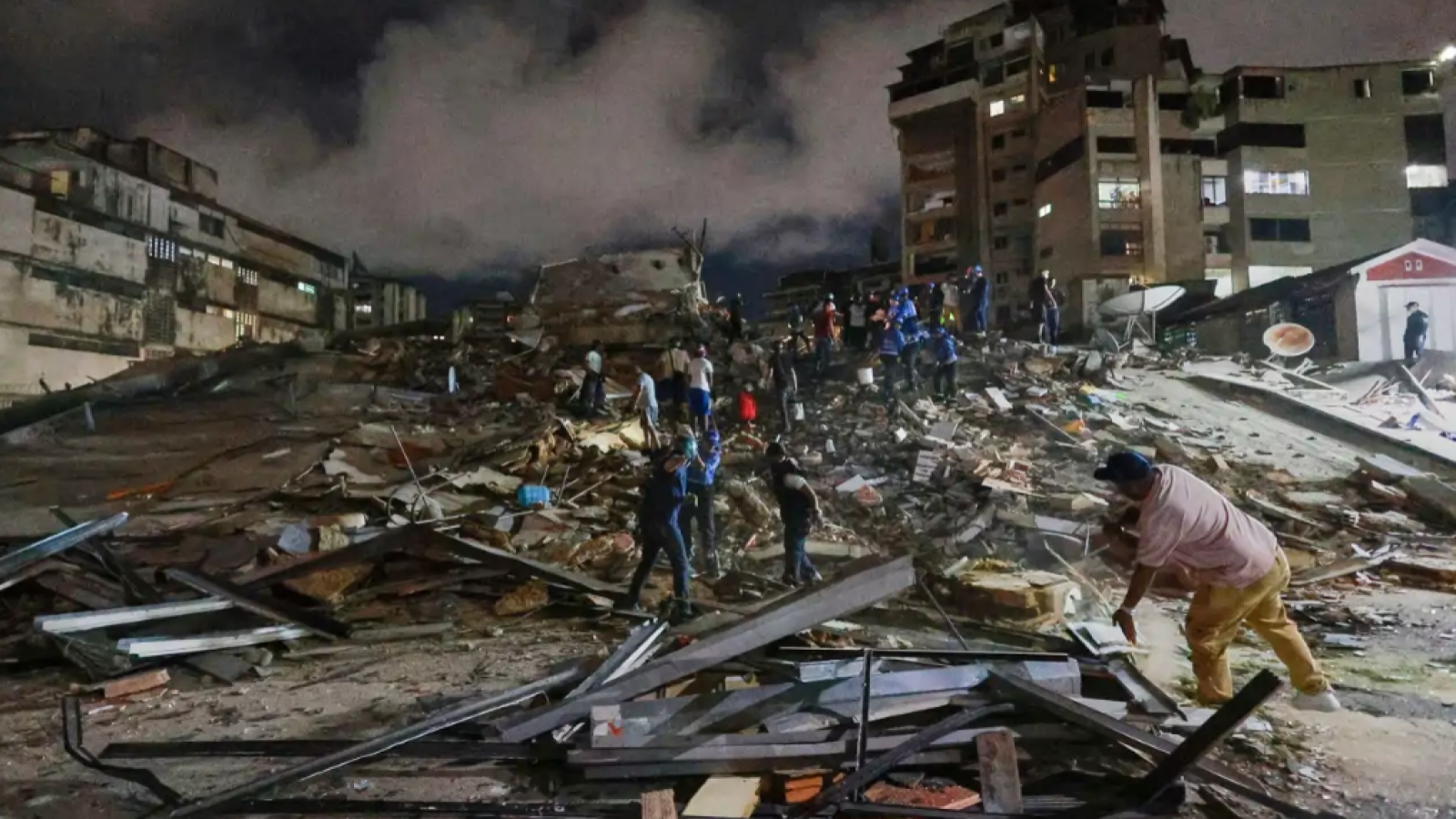 <p>Reconocidas figuras y artistas demuestran apoyo tras devastador terremoto en Venezuela </p>

