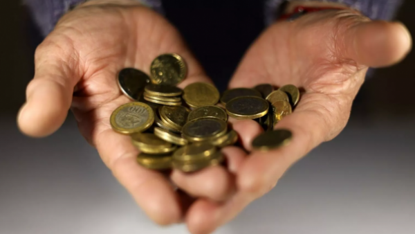 Buscada por coleccionistas: Así se identifica la moneda de $100 que vale hasta $600 mil
