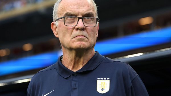 Escándalo en Uruguay: Filtran qué pasó en la reunión de Marcelo Bielsa con los jugadores

