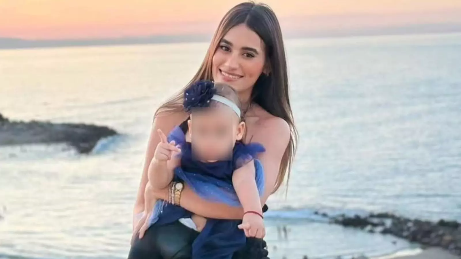 Esposa de futbolista perdió la vida al proteger a su bebé durante los terremotos en Venezuela