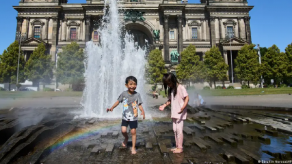 <p>Alemania registra la mayor temperatura de toda su historia</p>Alemania registra la mayor temperatura de toda su historia
