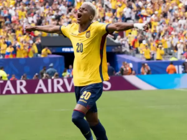 Noboa decreta feriado en Ecuador tras triunfo sobre Alemania