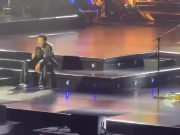 Lionel Richie suspende conciertos tras sufrir problemas de salud en pleno escenario