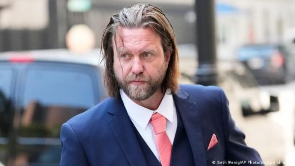 El director Carl Rinsch, a prisión por estafar a Netflix
