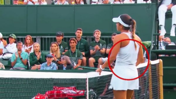 "Creo que se ve un poco": El llamado de atención a Jéssica Bouzas por su vestuario en Wimbledon
