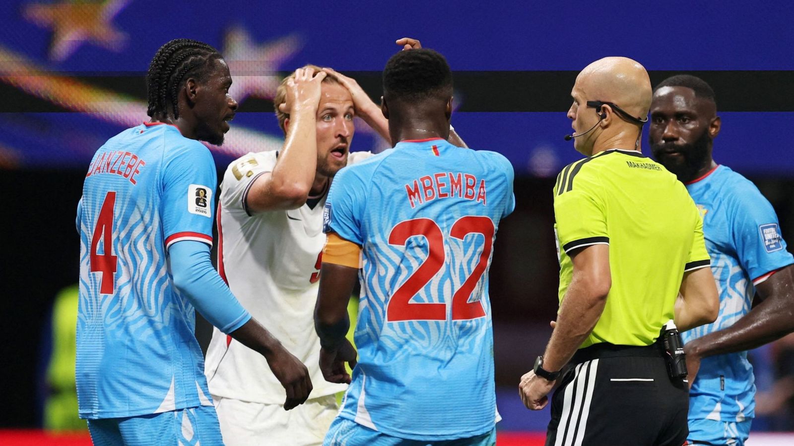 "Verguenza absoluta": La imagen del Mundial que indignó a Inglaterra
