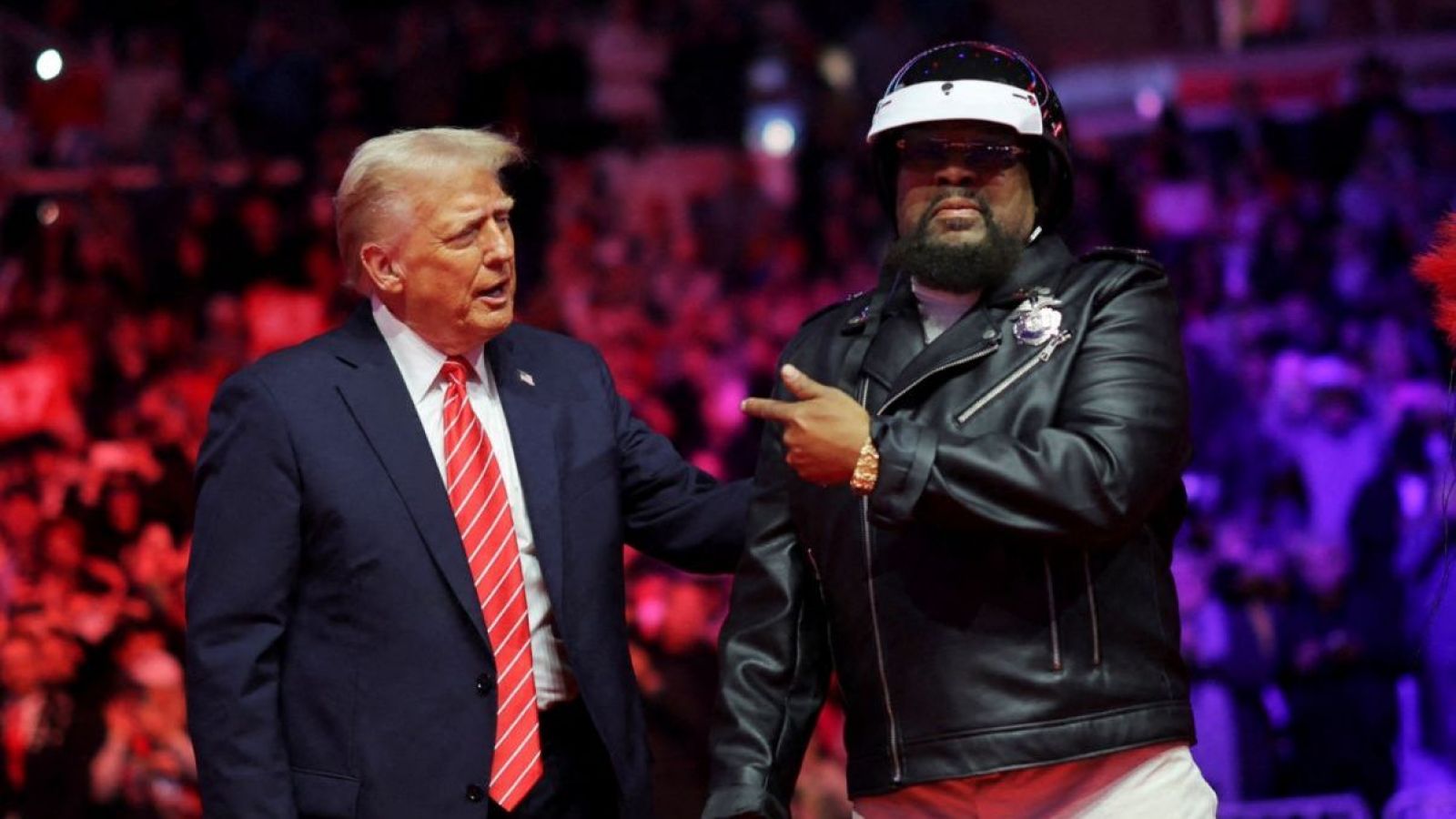 Trump por muerte de fundador de Village People: "Pensaremos en Victor cada vez que suene YMCA"
