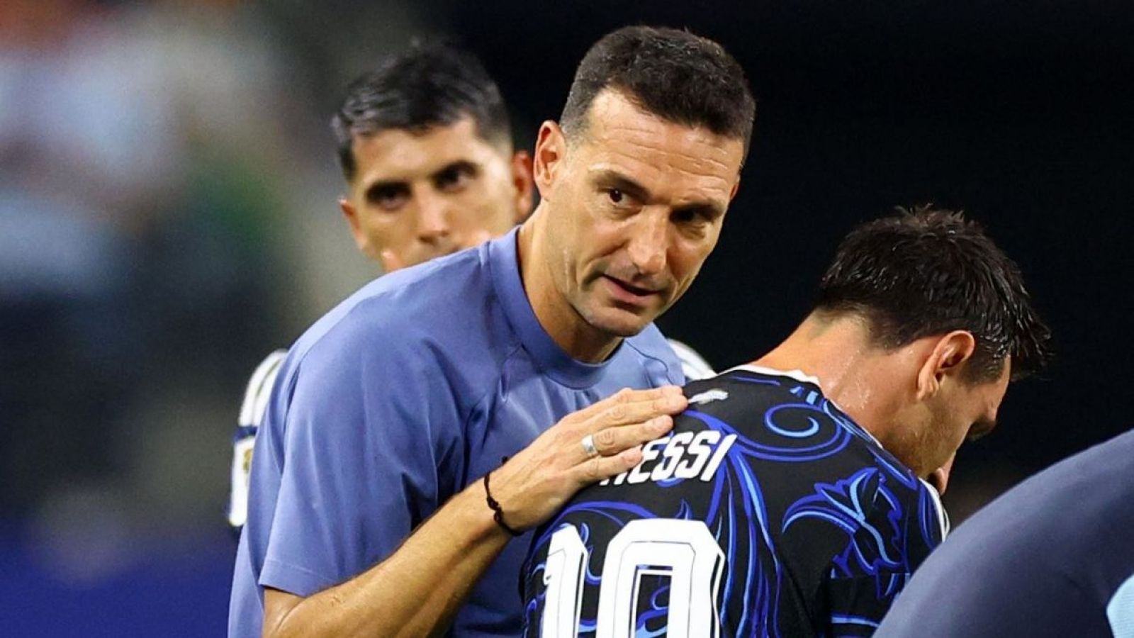 "Es terrible lo que pasó": El mensaje de Lionel Scaloni al empezar la conferencia de Argentina
