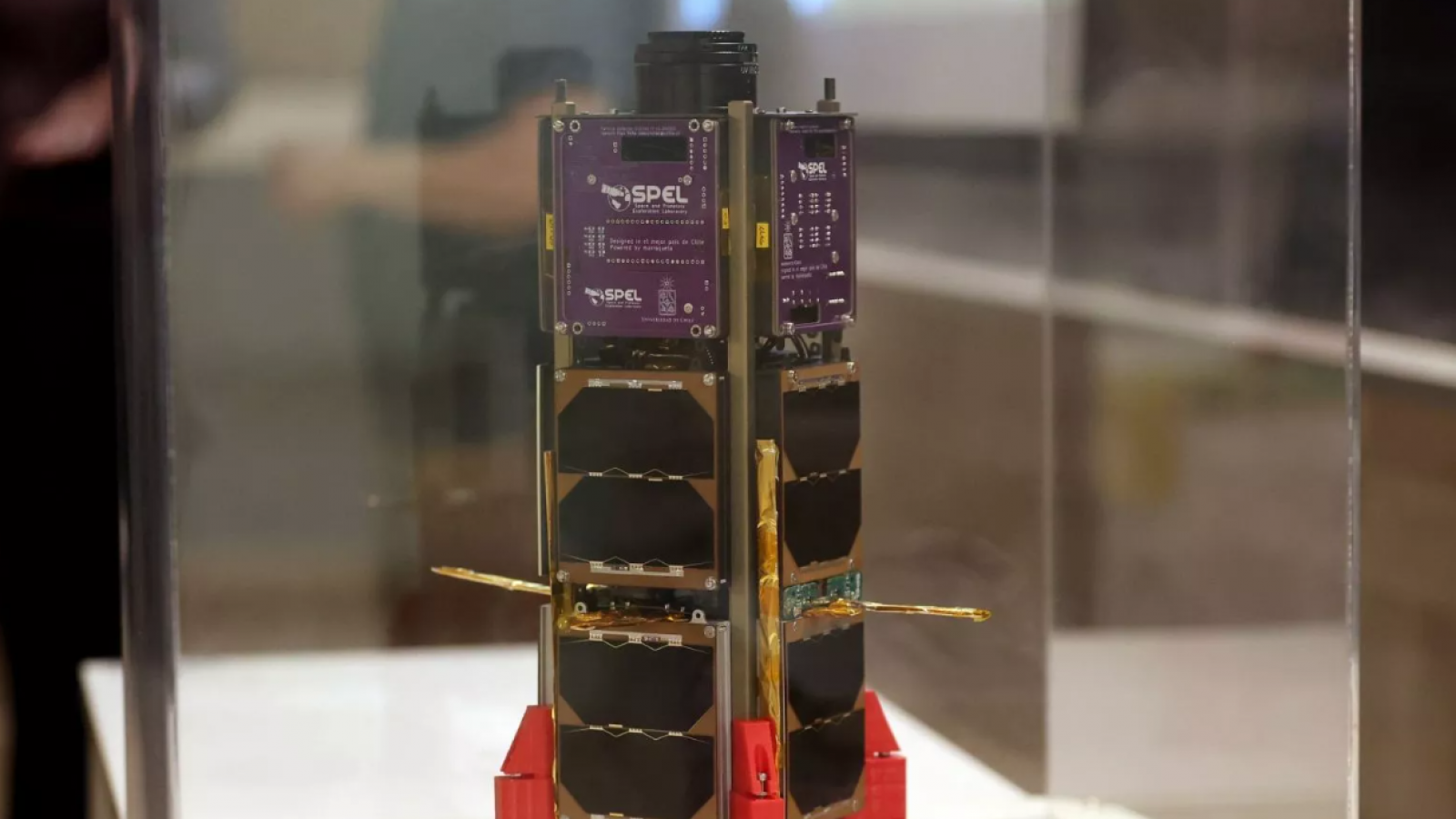 Universidad de Chile envía el satélite SUCHAI-4 al espacio en misión de SpaceX
