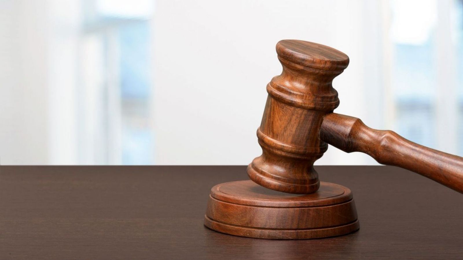 <p>Padre logró reducir la pensión de su hijo de 22 años: estas fueron las razones del tribunal</p>
