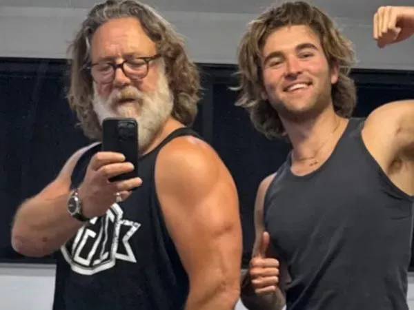 Russell Crowe sorprende con foto junto a su hijo Tennyson