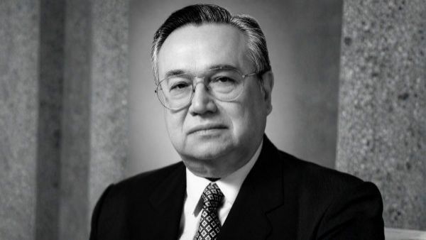 <p>Muere Enrique Krauss a los 94 años</p>Muere Enrique Krauss a los 94 años: la DC despide al exministro del Interior y figura histórica del partido
