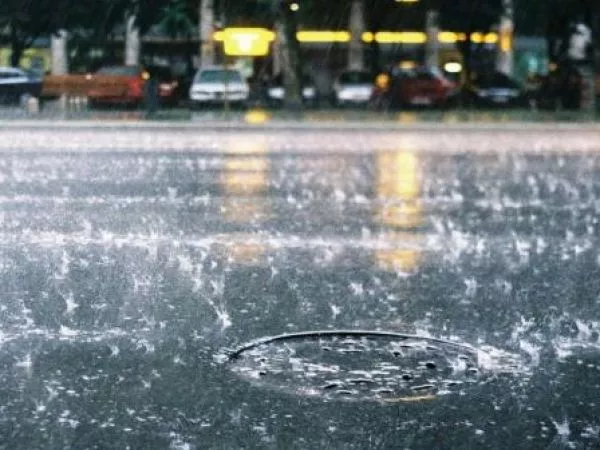 Alerta por fuerte sistema frontal: DMC advierte intensas lluvias en 10 regiones
