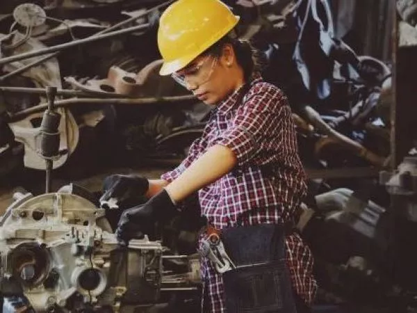 Las 12 carreras que tendrán mayor empleabilidad en Chile en 2027