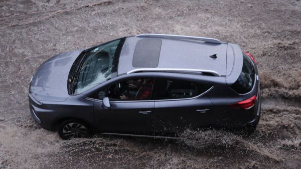 Identifican 175 puntos críticos de muy alto riesgo frente a lluvias en la Región Metropolitana
