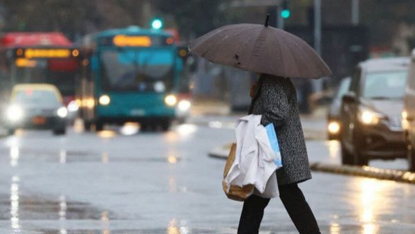 <p>¿No puedes ir a trabajar por la lluvia? Esto dice la ley sobre descuentos y despidos</p>¿No puedes ir a trabajar por la lluvia? Esto dice la ley sobre descuentos y despidos
