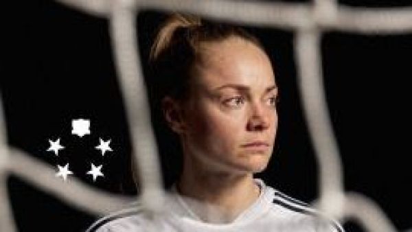 "Después de 12 años": Colo Colo remece el mercado de fichajes con el regreso de Estefania Banini
