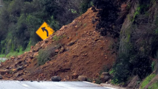 <p>Declaran Alerta Amarilla en San Juan de la Costa por riesgo de deslizamientos tras el sistema frontal</p>Declaran Alerta Amarilla en San Juan de la Costa por riesgo de deslizamientos tras paso del sistema frontal
