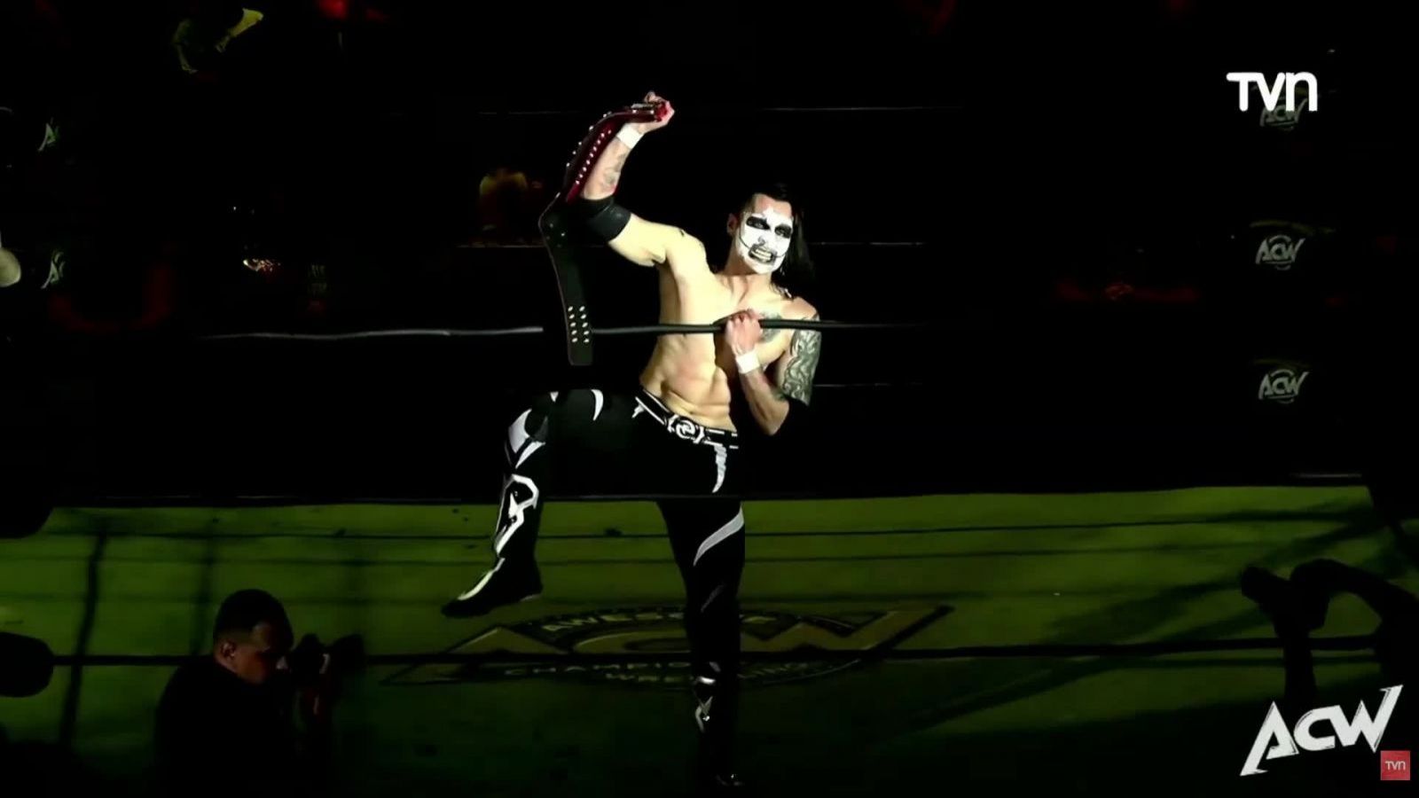 ¡Triunfo chileno! Fear vence a Leo Sparrow en ACW
