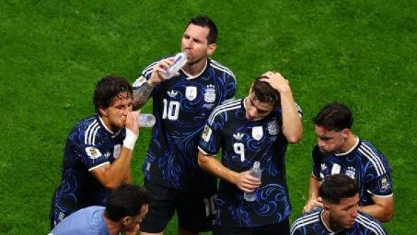 ¿Debut y despedida? FIFA deja en suspenso el "minuto de hidratación"
