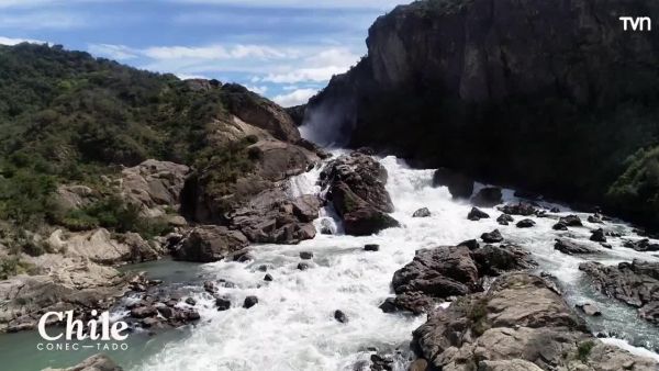 María Luisa llegó hasta Coyahique para conocer a un gaucho: La historia del "Cantor del Viento"