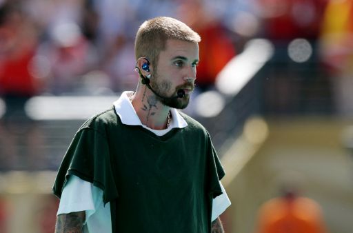 Justin Bieber emocionó con íntima presentación en la final del Mundial 2026