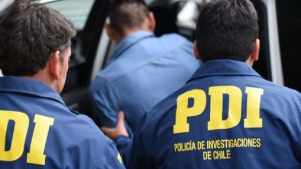<p>PDI captura en Quilpué a condenado por parricidio que permanecía prófugo de la justicia</p>PDI captura en Quilpué a condenado por parricidio que permanecía prófugo de la justicia
