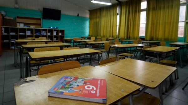 Gobierno confirma las 21 comunas SIN CLASES DURANTE TODA LA SEMANA por sistema frontal

