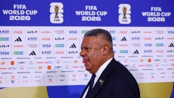Tras la final del Mundial: Incautan celular de "Chiqui" Tapia y lo citan a declarar ante la justicia de Estados Unidos
