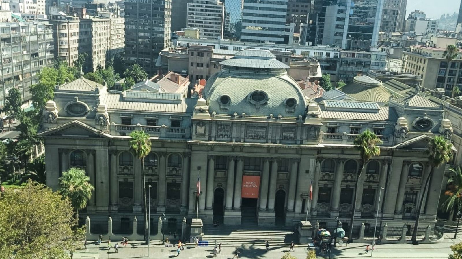 <p>Concurso de fotografía "Santiago en Foco": el premio será un diplomado en una universidad</p>
