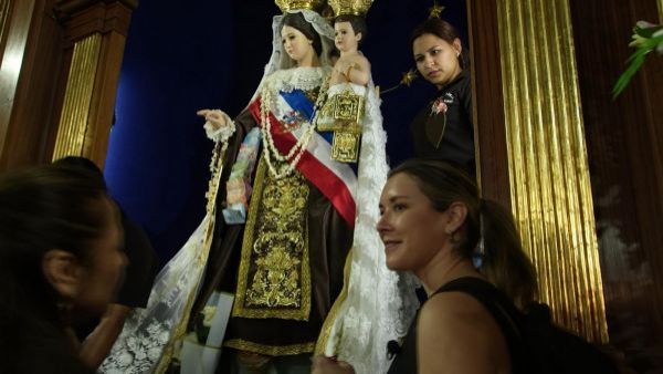 Carla Jara llega a Chile Conectado desde este domingo en TVN