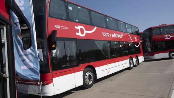 Reconocimiento internacional: Transporte público de Santiago es destacado como referente en sustentabilidad
