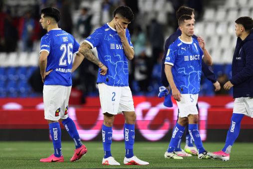 Católica dejó escapar una ventaja de dos goles y terminó empatando con La Serena
