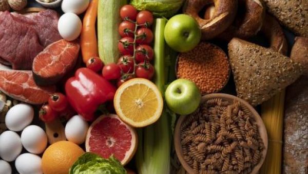 <p>Alimentos suben casi 40% en cinco años: 9 de cada 10 hogares aseguran que hoy gastan más</p>Alimentos suben casi 40% en cinco años: 9 de cada 10 hogares aseguran que hoy gastan más
