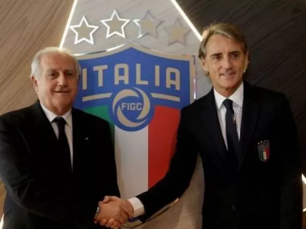 Roberto Mancini asume como nuevo entrenador de Italia