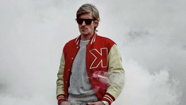 Fallece Kavinsky, popular DJ francés a los 50 años
