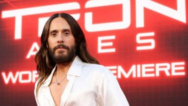 <p>Jared Leto niega acusaciones de agresión sexual tras un reportaje de la BBC</p>Jared Leto niega acusaciones de agresión sexual tras un reportaje de la BBC
