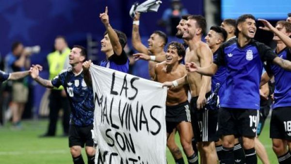 FIFA abre expediente disciplinario contra Argentina por lienzo alusivo a las Malvinas
