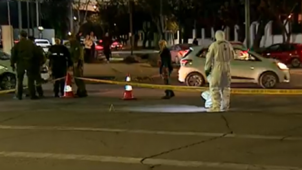 <p>Fatal pelea en liceo de San Bernardo: adolescente de 16 años perdió la vida</p>Fatal pelea en liceo de San Bernardo: adolescente de 16 años perdió la vida
