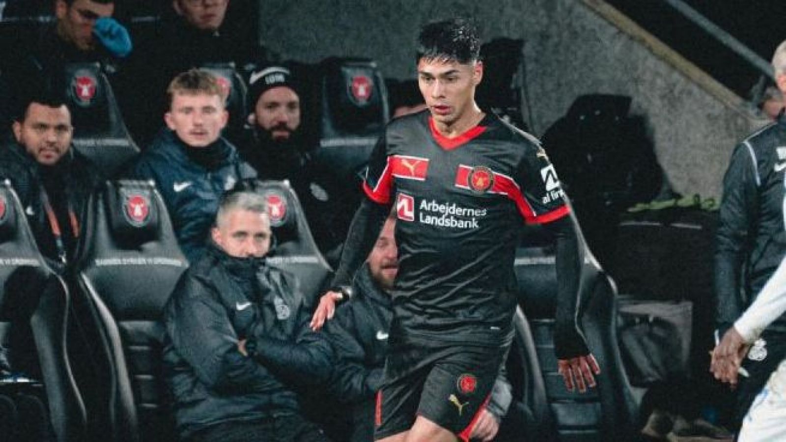 Temprano fracaso para Darío Osorio en Europa League
