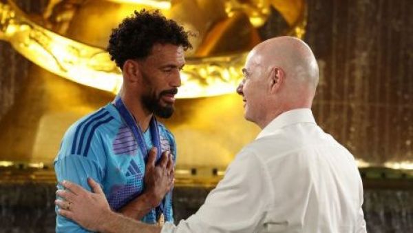 Fichaje de Vozinha en Colo Colo queda en suspenso y así reaccionaron los hinchas
