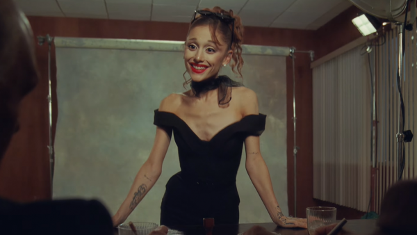 Ariana Grande estrena "Petal", pero su delgadez vuelve a generar preocupación entre sus seguidores

