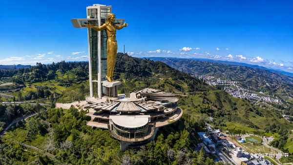 Colombia quiere superar al Cristo Redentor: Inicia construcción de estatua de Jesucristo de 86 metros
