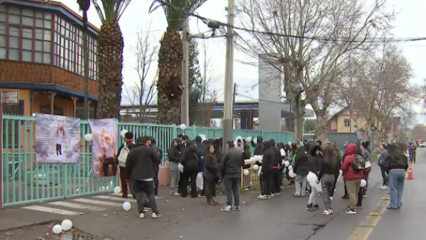 "Saben que los alumnos andan con cuchillos": Terror en colegio de estudiante asesinado en San Bernardo