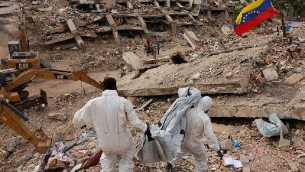 <p>Cifra de muertos por terremotos en Venezuela supera los 6.000</p>Cifra de muertos por terremotos en Venezuela supera los 6.000
