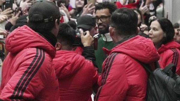 "Esa gente está esperando": el "recado" de Aníbal Mosa a Vozinha, el nuevo arquero de Colo Colo
