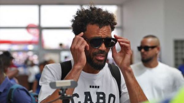 OFICIAL: La primera imagen de Vozinha con el uniforme de Colo Colo
